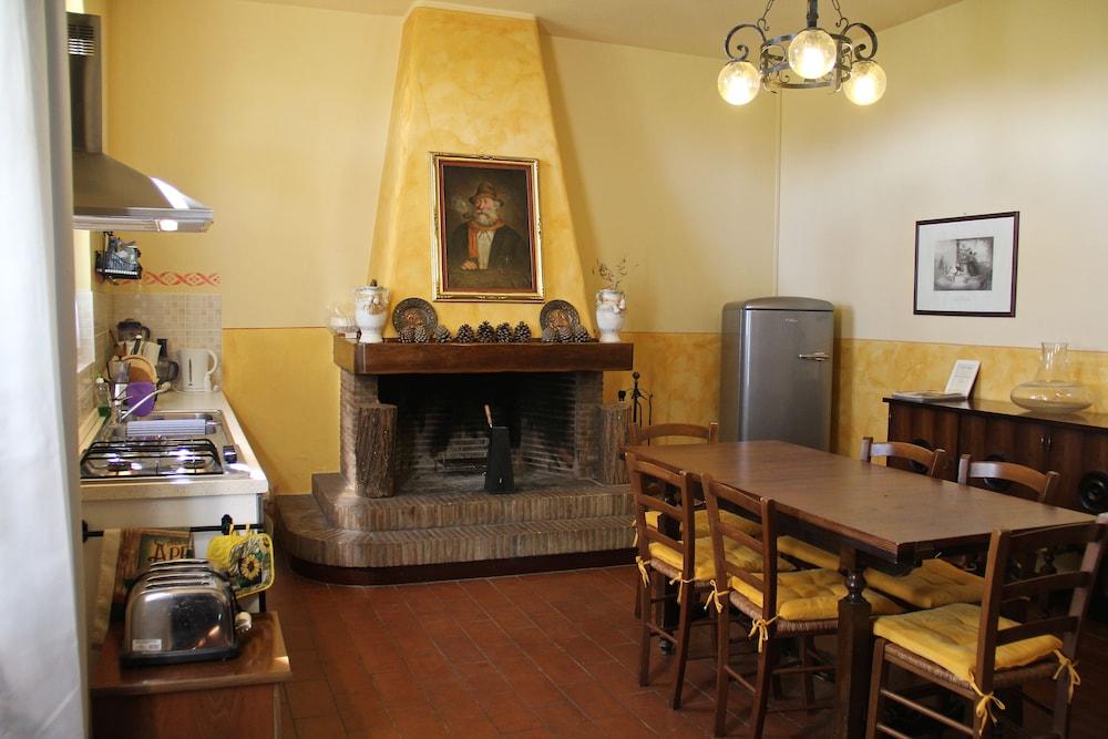 Locanda Il Fornello Altopascio Exterior photo