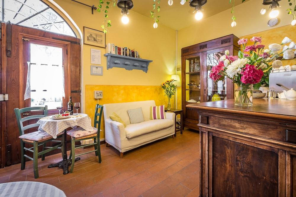 Locanda Il Fornello Altopascio Exterior photo